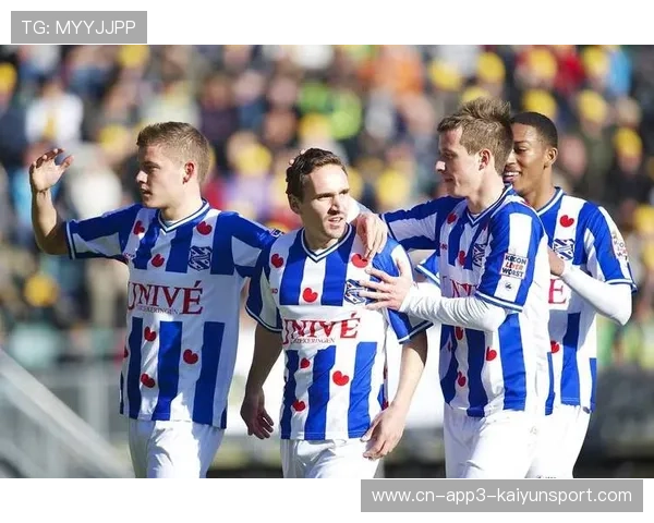 布鲁日3-0完胜马赛,欧冠第八轮主场告捷 布鲁日3-0完胜马赛,欧冠第八轮主场告捷